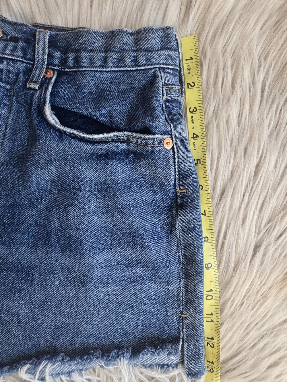 Citizens Of Humanity Dark Blue Frayed Hem Denim Shorts - Picture 3 of 10